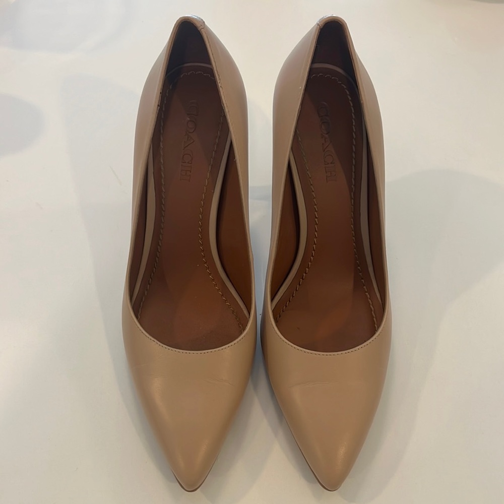 COACH Nude Heels - Addie 90 Leather Pump in Beechwood